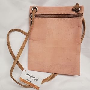 Artelusa salmon color crossbody bag